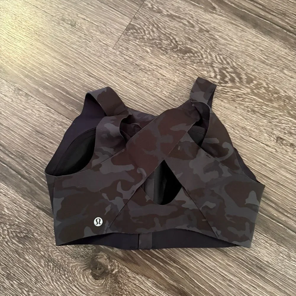 Lululemon Enlite Zip Front Sports Bra